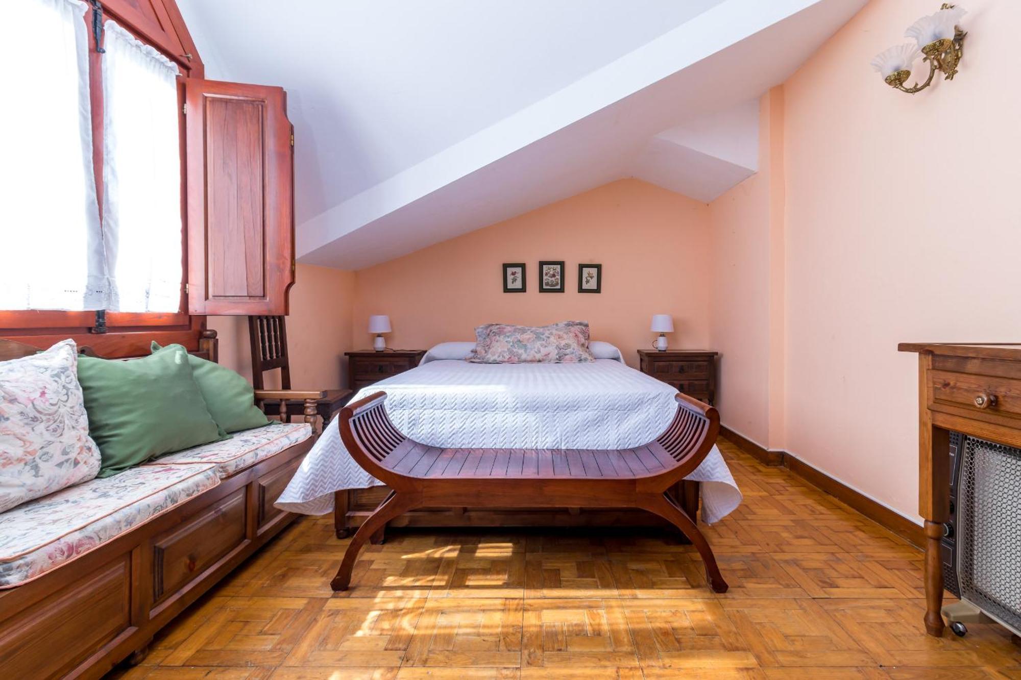 Casa Con Jardin Privado Orena Eksteriør billede